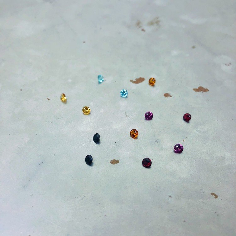 GRANULA solitaire gold