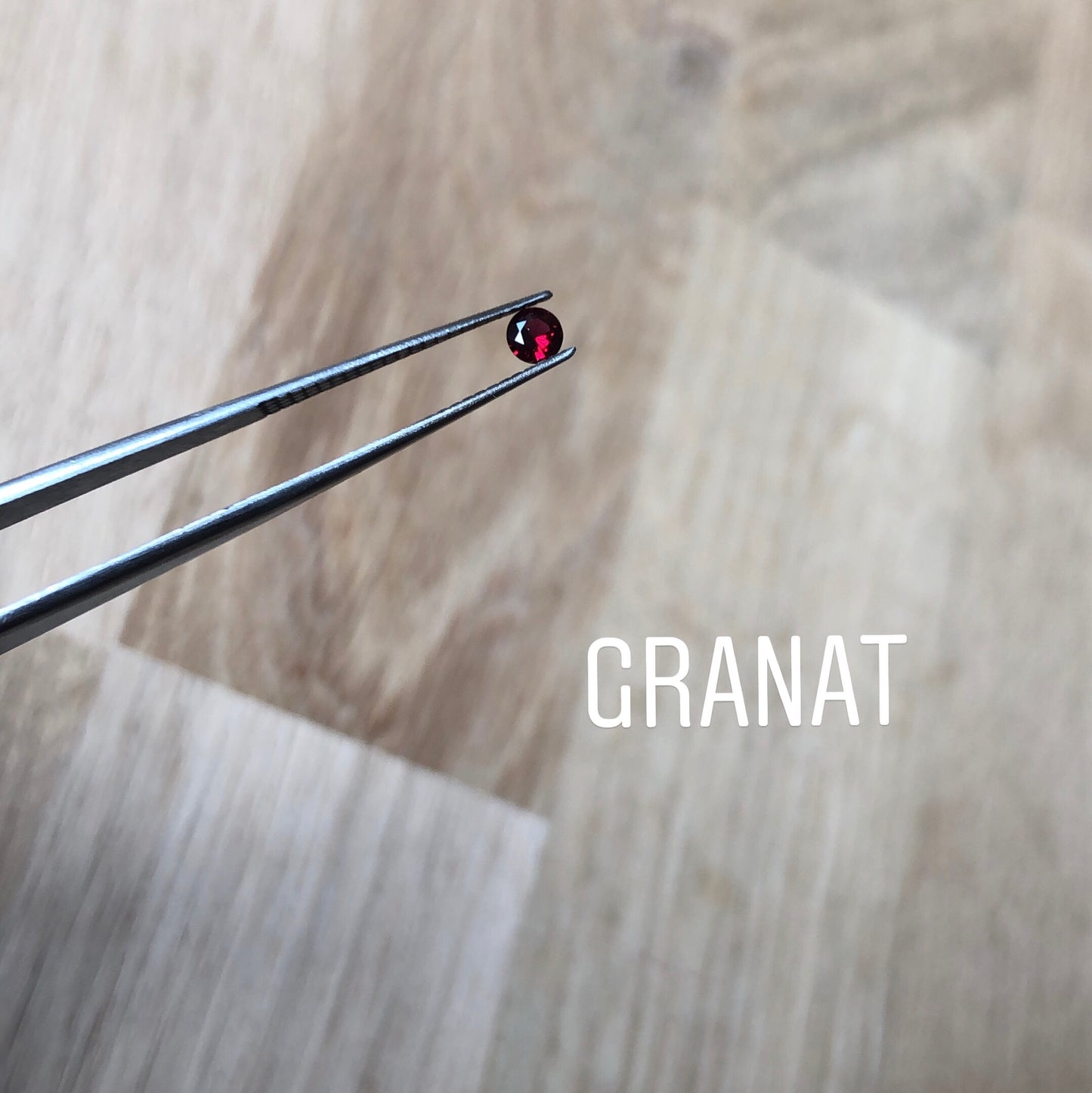 GRANULA small solitaire